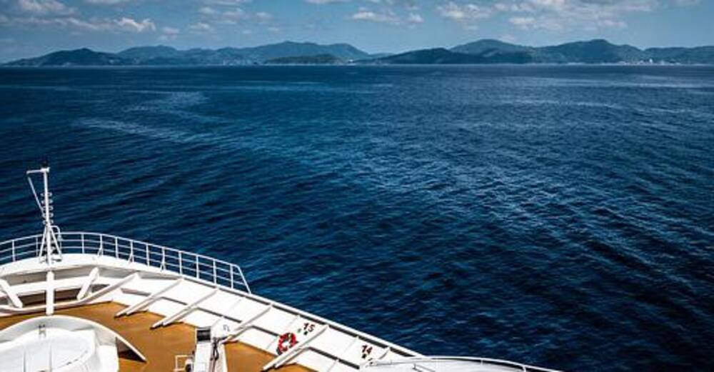 Carnival (CCL, $18.63) misses fiscal Q1 expectations