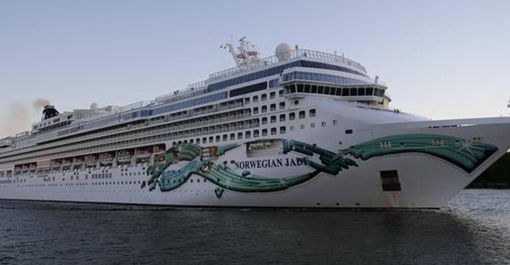 Norwegian Cruise (NCLH, $29.17) gets rating boost from Goldman Sachs