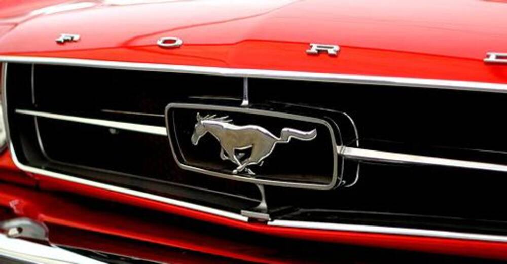 Ford (F, $16.33) gets rating upgrade at Credit Suisse