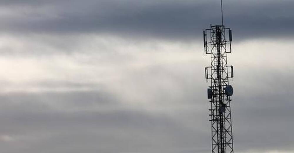 AT&T (T, $31.39) to cut dividend payout ratio, amid media asset merger with Discovery
